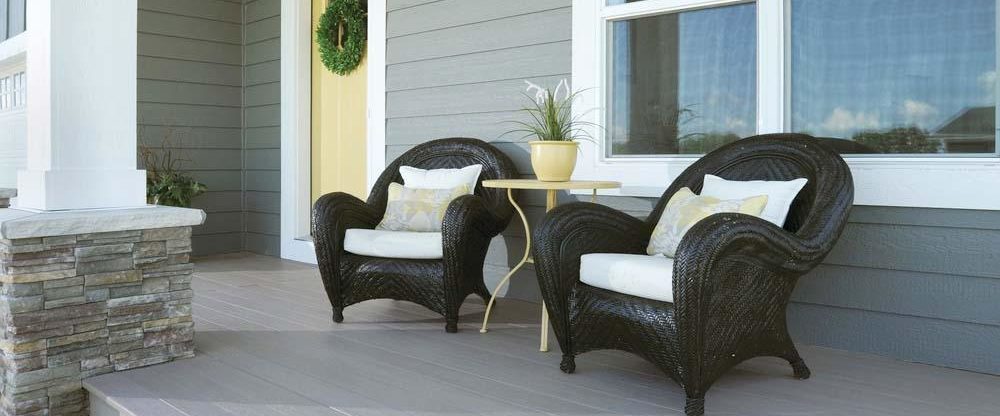 chairs-on-deck-aspect-ratio-900-375